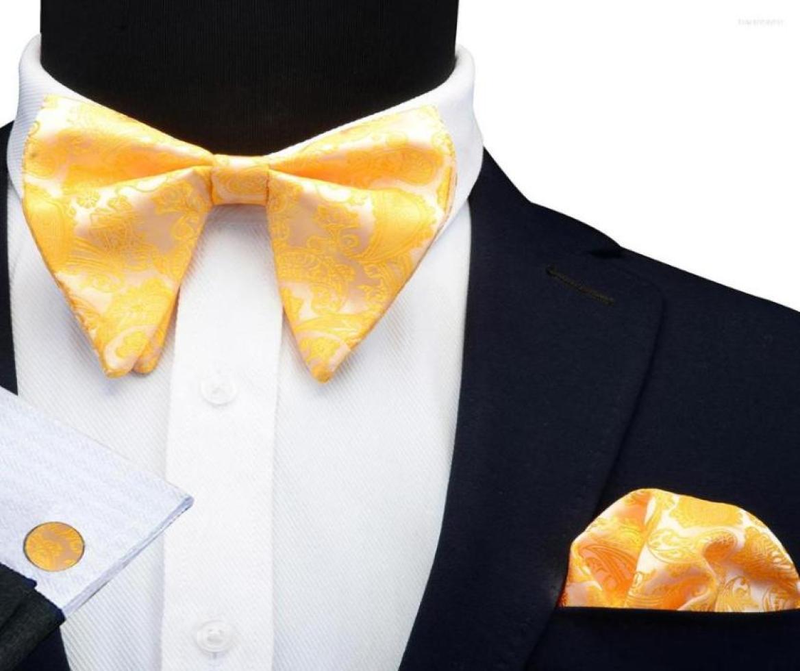 Bow Ties GUSLESON Fashion Paisley Big Bowties For Men Women Groom Wedding Tie Pocket Square Cufflinks Solid Gravatas Black Cravat3018462
Bow Ties GUSLESON Fashion Paisley Big Bowties For Men Women Groom Wedding Tie Pocket Square Cufflinks Solid Gravatas Black Cravat3018462