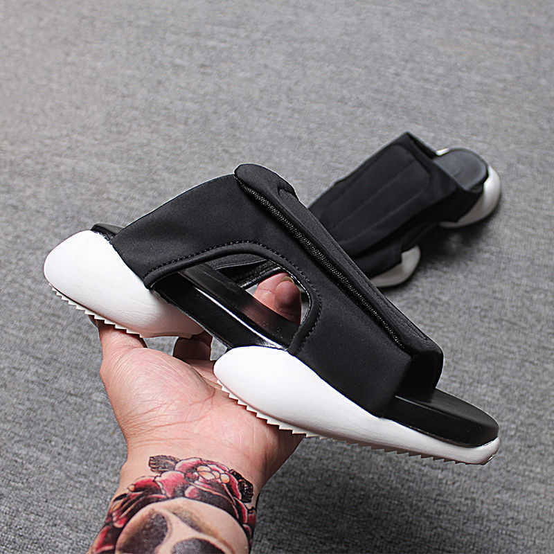 rick RO Shoes Slippers Men's Personality Dark Wind Outward Wear Sandals Casual Increase Thick Sole Horseshoe Matsutake Sole Beach Shoes Trendy Shoes, Black
rick RO Shoes Slippers Men's Personality Dark Wind Outward Wear Sandals Casual Increase Thick Sole Horseshoe Matsutake Sole Beach Shoes Trendy Shoes, Black