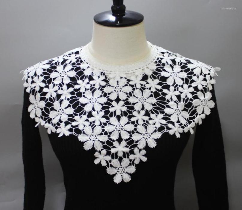 Bow Ties Linbaiway Vintage Adult Fake Collar Lace Floral False Collars Half Shirt Necklace Shawl Wrap Tops Female Detachable Donn24720042
Bow Ties Linbaiway Vintage Adult Fake Collar Lace Floral False Collars Half Shirt Necklace Shawl Wrap Tops Female Detachable Donn24720042