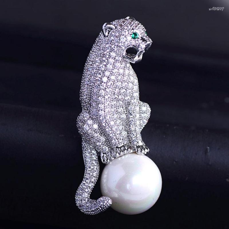 Brooches Zlxgirl Leopard Animal Of Men Jewelry Perfect Cubic Zircon Brooch And Pendant Imitation Pearl Hijab Pins
Brooches Zlxgirl Leopard Animal Of Men Jewelry Perfect Cubic Zircon Brooch And Pendant Imitation Pearl Hijab Pins
