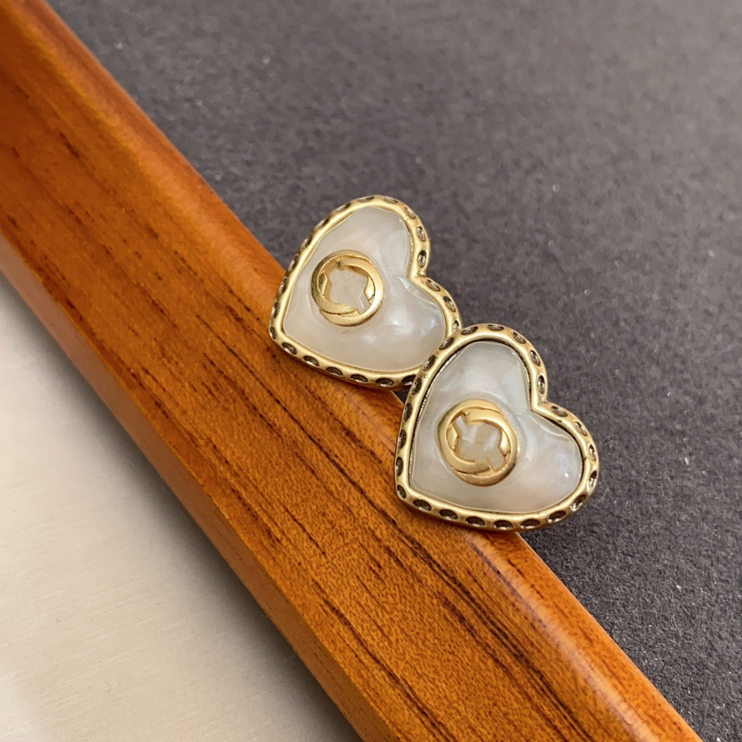 Designer Earring GGity Brand Stud Earing Luxury G Logo Earring Women Retro Hoop Jewelry Metal Crystal Charm Women's Gifts kihg
Designer Earring GGity Brand Stud Earing Luxury G Logo Earring Women Retro Hoop Jewelry Metal Crystal Charm Women's Gifts kihg