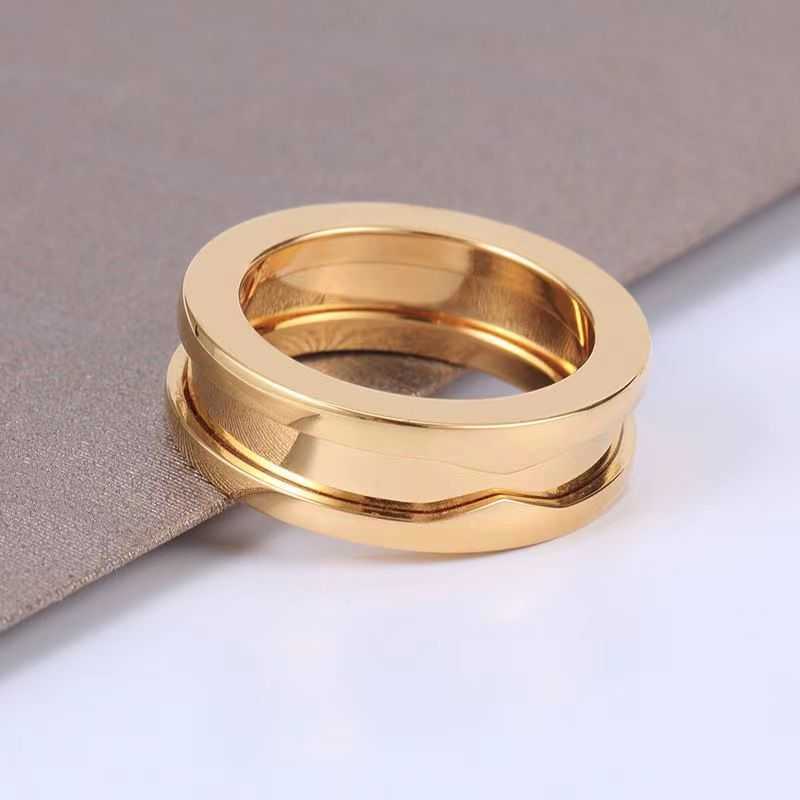 New luxury Bulgarian gold ring 18k rose golden silver designer rings for women men Stainless Steel letter fashion wedding Jewelry Lady Party Gifts 5 6 7 8 9 10 11
New luxury Bulgarian gold ring 18k rose golden silver designer rings for women men Stainless Steel letter fashion wedding Jewelry Lady Party Gifts 5 6 7 8 9 10 11