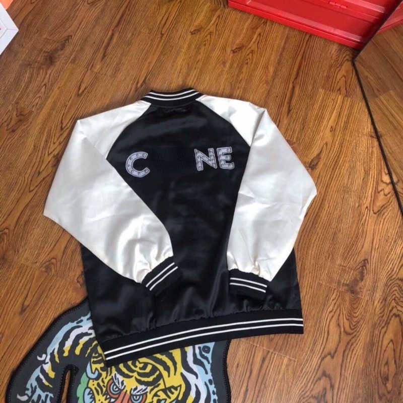 Mens luxury jacket designer baseball uniform ce loose casual sweatshirt letter rivet cardigan coat men women high version, Black-usa size
Mens luxury jacket designer baseball uniform ce loose casual sweatshirt letter rivet cardigan coat men women high version, Black-usa size
