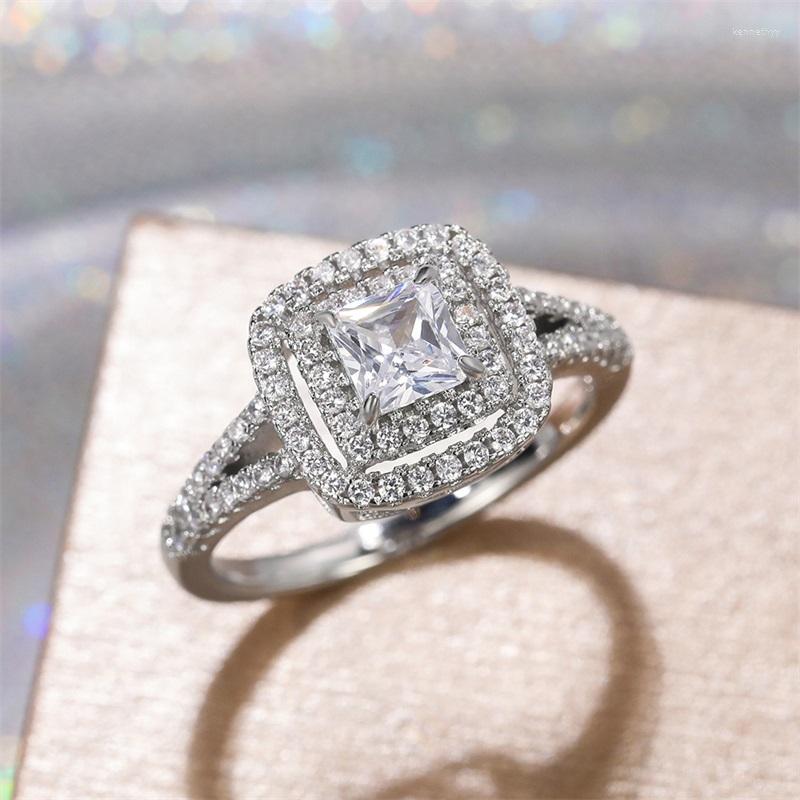Cluster Rings CAOSHI Trendy Gorgeous Wedding Jewelry Ring For Women Modern Elegant Female Shiny Zirconia Engagement Accessories Proposal
Cluster Rings CAOSHI Trendy Gorgeous Wedding Jewelry Ring For Women Modern Elegant Female Shiny Zirconia Engagement Accessories Proposal