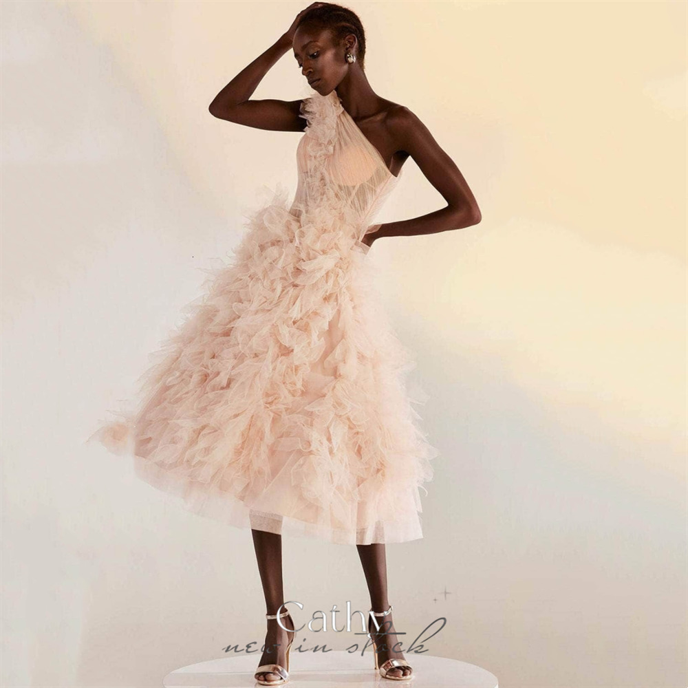 Urban Sexy Dresses Cathy Mysterious One Shoulder Prom Dress 2023 Knee Lenght Vestidos De Noche Edge Curl Gown Romantic 230627, Beige
Urban Sexy Dresses Cathy Mysterious One Shoulder Prom Dress 2023 Knee Lenght Vestidos De Noche Edge Curl Gown Romantic 230627, Beige