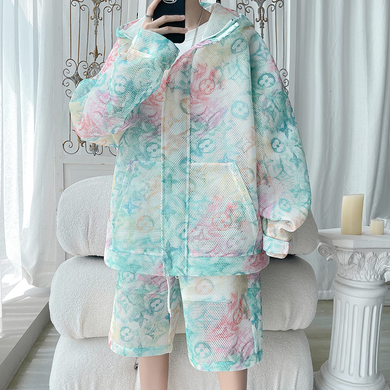 Mens Tracksuits Summer Jacket Sunscreen Clothing Men and Women Couples Loose Print Half Pants Male Large Size Breathable Twopiece 230627