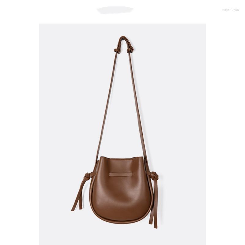 Evening Bags Women Fashion Retro Large Capacity Cute Drawstring Design Tassel Shoulder Handbag Crossbody Bag Bucket Office Daily, Black
Evening Bags Women Fashion Retro Large Capacity Cute Drawstring Design Tassel Shoulder Handbag Crossbody Bag Bucket Office Daily, Black