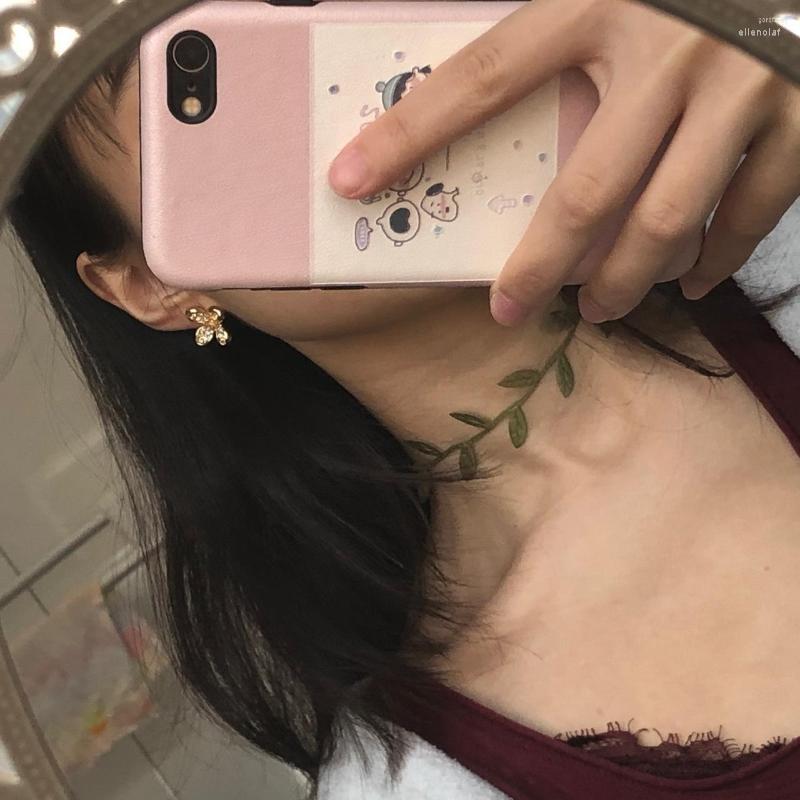 Choker Elegant Green Leaves Vine Clavicle Chain For Women Simple Design Young Girls Short Necklace Charm Jewelry Gift N381
Choker Elegant Green Leaves Vine Clavicle Chain For Women Simple Design Young Girls Short Necklace Charm Jewelry Gift N381