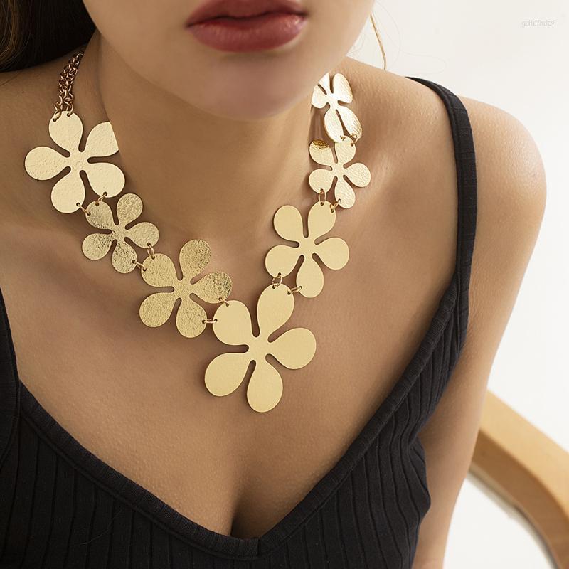 Choker GSOLD Hip-hop Exaggerate Big Flower Bib Necklace For Women Metal Floral Steampunk Statement Chunky Collar Neck Jewelry
Choker GSOLD Hip-hop Exaggerate Big Flower Bib Necklace For Women Metal Floral Steampunk Statement Chunky Collar Neck Jewelry