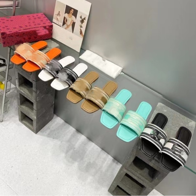 Brand Designer Sandals Slippers To 2023 ries Slippers Flip Flops Beach Shoes Pool slides Women's embroidery jacquard T bur and ch Flats Low Heels Fashion Luxury Rubber, T627b-5
Brand Designer Sandals Slippers To 2023 ries Slippers Flip Flops Beach Shoes Pool slides Women's embroidery jacquard T bur and ch Flats Low Heels Fashion Luxury Rubber, T627b-5