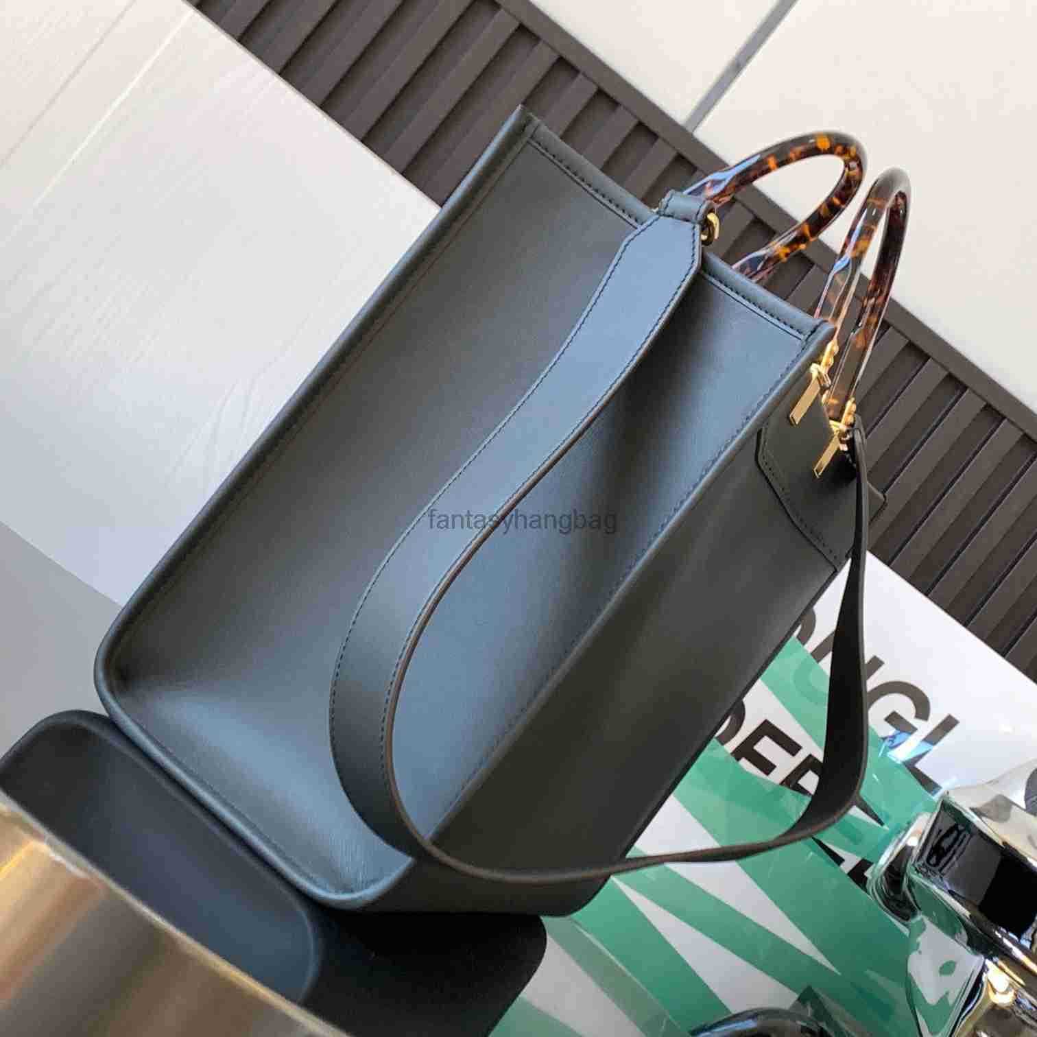 FF Bags 9A Designer Bag Luxury Quality Sunshine Tote Serpentine Tortoiseshell Effect Double Handle, Grey
FF Bags 9A Designer Bag Luxury Quality Sunshine Tote Serpentine Tortoiseshell Effect Double Handle, Grey