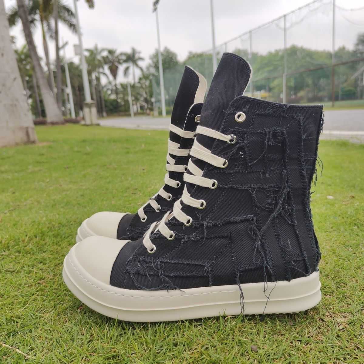 rick 2023SS New RO High Top Shoes Canvas Beggar Men's Shoes Thick Sole Casual Fashion Shoes Versatile Women's Shoes Summer Fashion Shoes, Black milk white background
rick 2023SS New RO High Top Shoes Canvas Beggar Men's Shoes Thick Sole Casual Fashion Shoes Versatile Women's Shoes Summer Fashion Shoes, Black milk white background