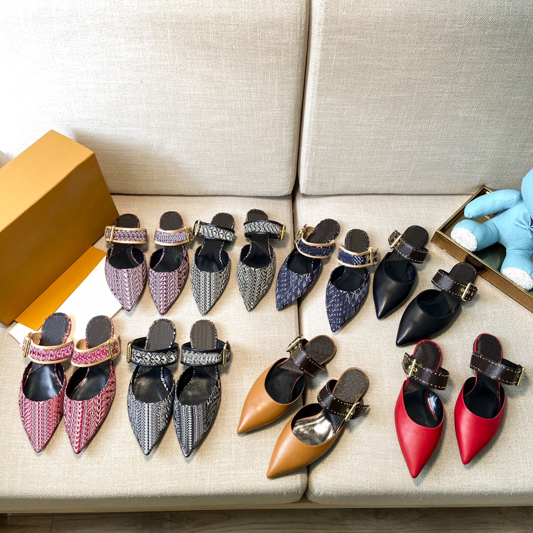 Summer New Designer Women Sofia Flat Bottom Sandal Pointed Leather Slipper Buckle Classic Pattern Casual Shoe with box size 35-41
Summer New Designer Women Sofia Flat Bottom Sandal Pointed Leather Slipper Buckle Classic Pattern Casual Shoe with box size 35-41