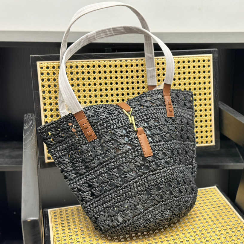 Womens Summer Fashion Raffia Beach Totes Bags Fashion Designer Summer Handbags Shopping Tote Straw Letters Shoulder Bag Gold Buckle Shopping Bag, Beige
Womens Summer Fashion Raffia Beach Totes Bags Fashion Designer Summer Handbags Shopping Tote Straw Letters Shoulder Bag Gold Buckle Shopping Bag, Beige
