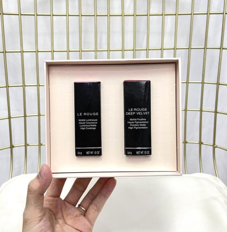 Brand designer 2pcs set velvet lipstick woman lipsticks lip color matte le rouge make up kit high quanlity7892641, Army green
Brand designer 2pcs set velvet lipstick woman lipsticks lip color matte le rouge make up kit high quanlity7892641, Army green