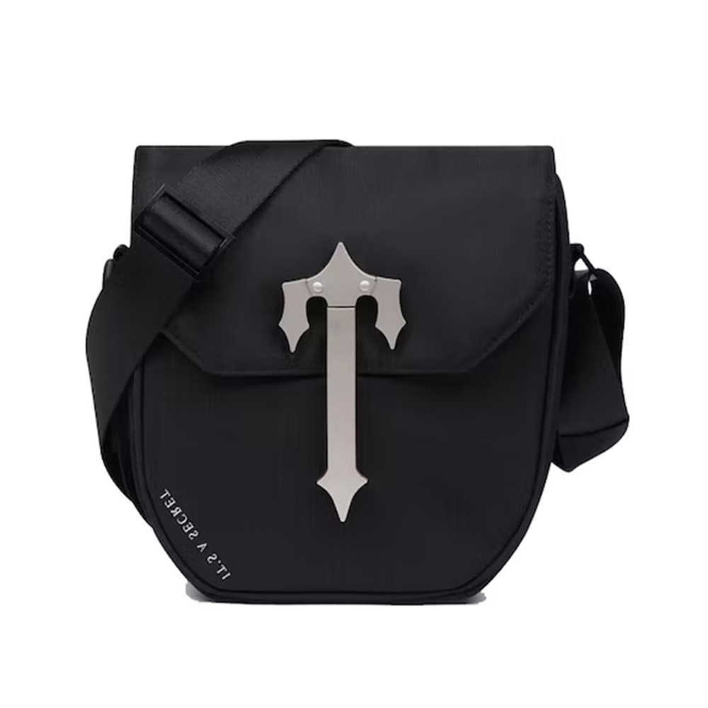 Shoulder Bags Handbag Luxury Designers For Men Women Trapstar Flap Crossbody Chain Bag Wallets Totes Letters Head Beads Chains Hasp Tidal flow design 57ess, Black-sliver
Shoulder Bags Handbag Luxury Designers For Men Women Trapstar Flap Crossbody Chain Bag Wallets Totes Letters Head Beads Chains Hasp Tidal flow design 57ess, Black-sliver