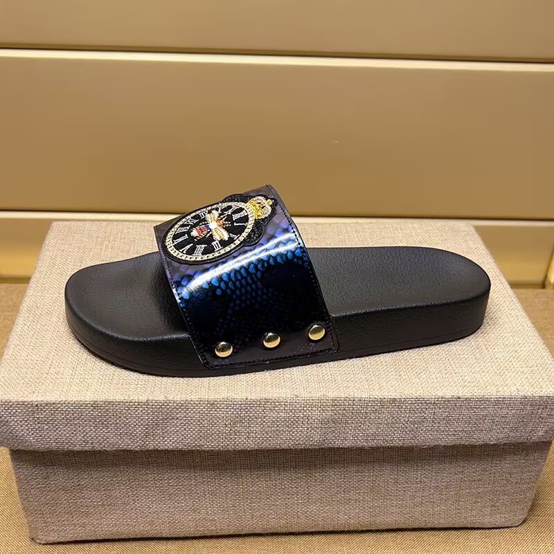 Leather Slippers Men's Fashion Personality Casual Outdoor Comfort Soft Sole Lightweight Deodorant Shopping Beach Play Sandals, Acid blue
Leather Slippers Men's Fashion Personality Casual Outdoor Comfort Soft Sole Lightweight Deodorant Shopping Beach Play Sandals, Acid blue