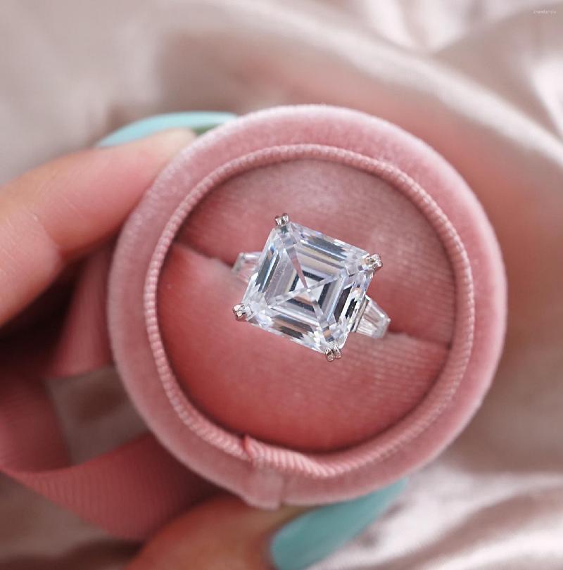 Cluster Rings 11cm Princess Cut Solid 925 Silver Engagement Women Anniversary Gift Christmas Jewelry Personalized Wholesale Bulk
Cluster Rings 11cm Princess Cut Solid 925 Silver Engagement Women Anniversary Gift Christmas Jewelry Personalized Wholesale Bulk