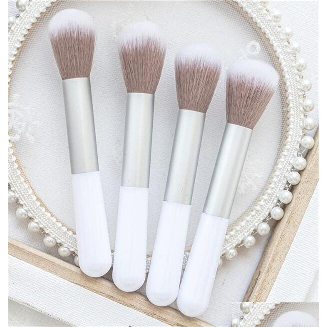 Makeup Brushes Foundation Powder Face Brush Set Soft Blush Professional Large Cosmetics Make Up Tools Xb1 Drop Delivery Health Beaut Dh5Sz
Makeup Brushes Foundation Powder Face Brush Set Soft Blush Professional Large Cosmetics Make Up Tools Xb1 Drop Delivery Health Beaut Dh5Sz