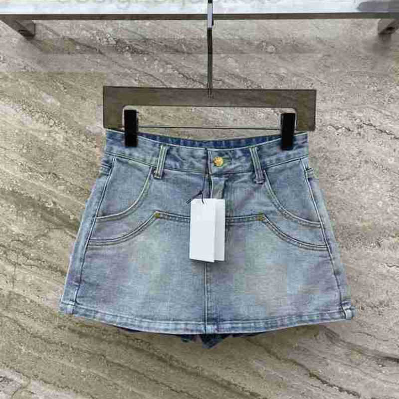 Women' Jeans Designer Spring/Summer 23 New Pocket Leather Logo Triumphal Arch Decoration High rise A-version Denim Skirt Pants ZI2R, Light blue
Women' Jeans Designer Spring/Summer 23 New Pocket Leather Logo Triumphal Arch Decoration High rise A-version Denim Skirt Pants ZI2R, Light blue