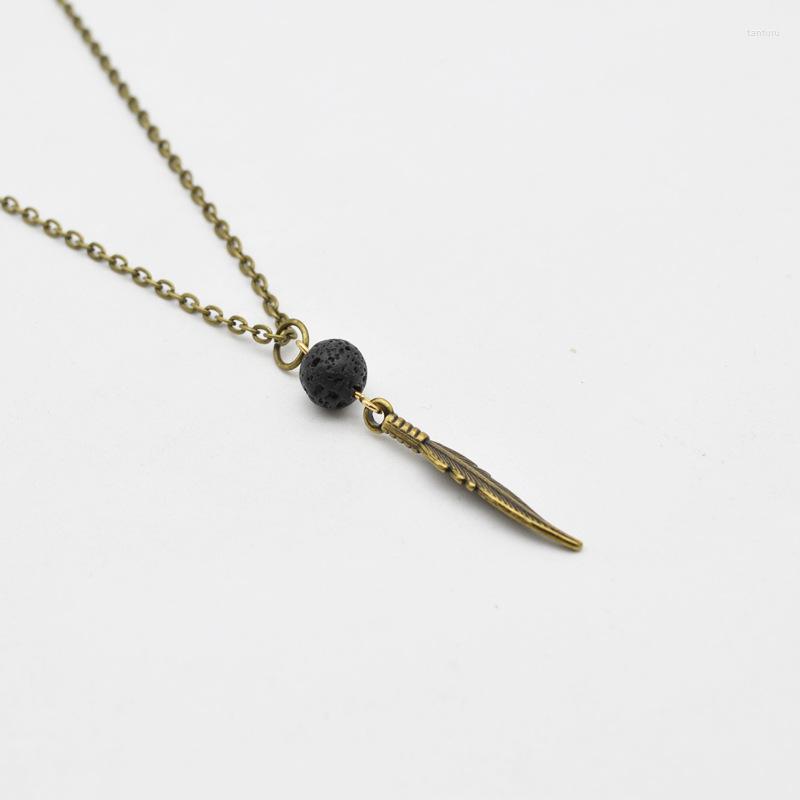 Pendant Necklaces Sell 1pcs Essential Oil Diffuser Necklace Jewelry Leaves Feather Lava Stone Chain
Pendant Necklaces Sell 1pcs Essential Oil Diffuser Necklace Jewelry Leaves Feather Lava Stone Chain