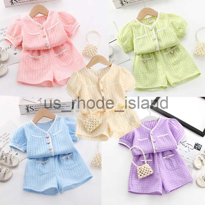 T-shirts VIMIKID Girls Clothing Sets Summer Cotton Vest Two-piece Sleeveless Children Sets Casual Fashion Girls Clothes Suit S x0628, Bag zz001
T-shirts VIMIKID Girls Clothing Sets Summer Cotton Vest Two-piece Sleeveless Children Sets Casual Fashion Girls Clothes Suit S x0628, Bag zz001