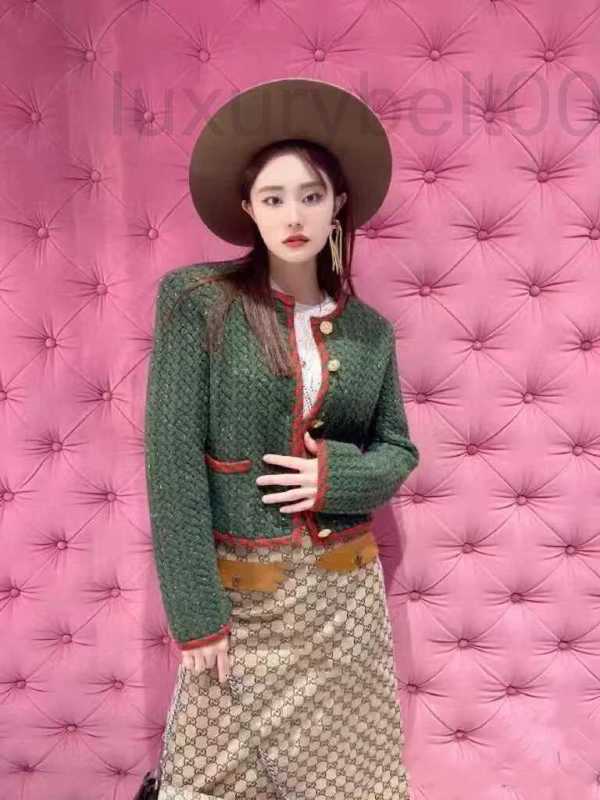 Women' Jackets designer 2023 Summer New Contrast Single breasted Design for a Slender Woolen Coat WP5K, Olive7
Women' Jackets designer 2023 Summer New Contrast Single breasted Design for a Slender Woolen Coat WP5K, Olive7