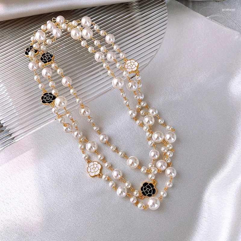 Chains Luxury Atmospheric Autumn Winter Long Pearl Necklace Multilayer Camellia Sweater Chain Pendant Female Trendy Jewelry Accessories
Chains Luxury Atmospheric Autumn Winter Long Pearl Necklace Multilayer Camellia Sweater Chain Pendant Female Trendy Jewelry Accessories