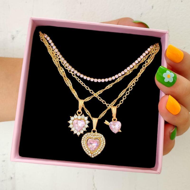 Chains Pink Crystal Love Heart Twisted Chain Pendant Necklace For Women Multilayer Full Rhinestone Tennis Clavicle Jewelry
Chains Pink Crystal Love Heart Twisted Chain Pendant Necklace For Women Multilayer Full Rhinestone Tennis Clavicle Jewelry