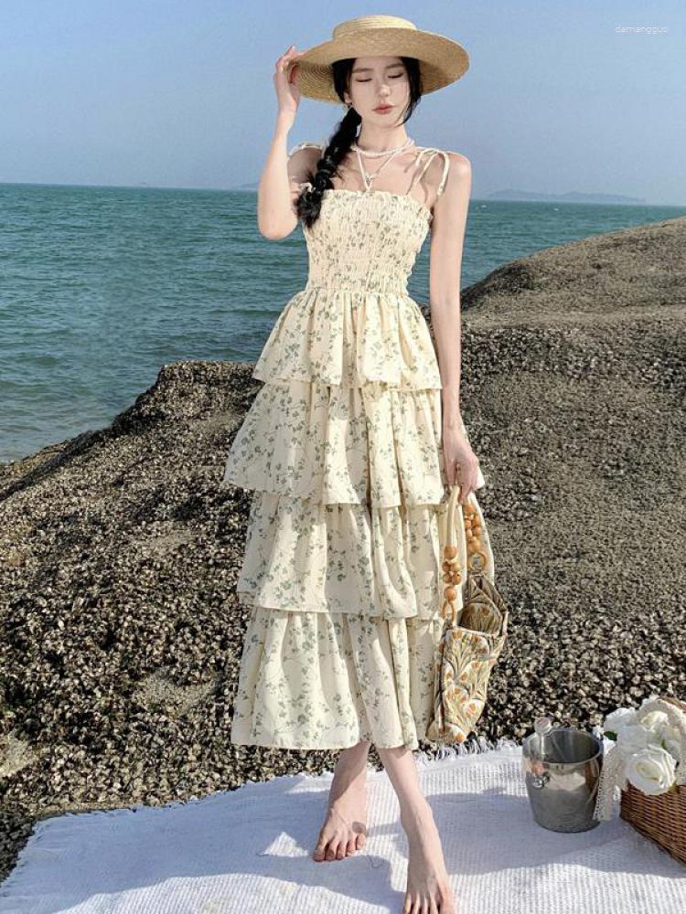 Casual Dresses Fashion Women Summer Print A-line Pleated Cake Dress Sling Sleeveless Backless High Waist Slim Ruffle Edge Party Long, Beige
Casual Dresses Fashion Women Summer Print A-line Pleated Cake Dress Sling Sleeveless Backless High Waist Slim Ruffle Edge Party Long, Beige