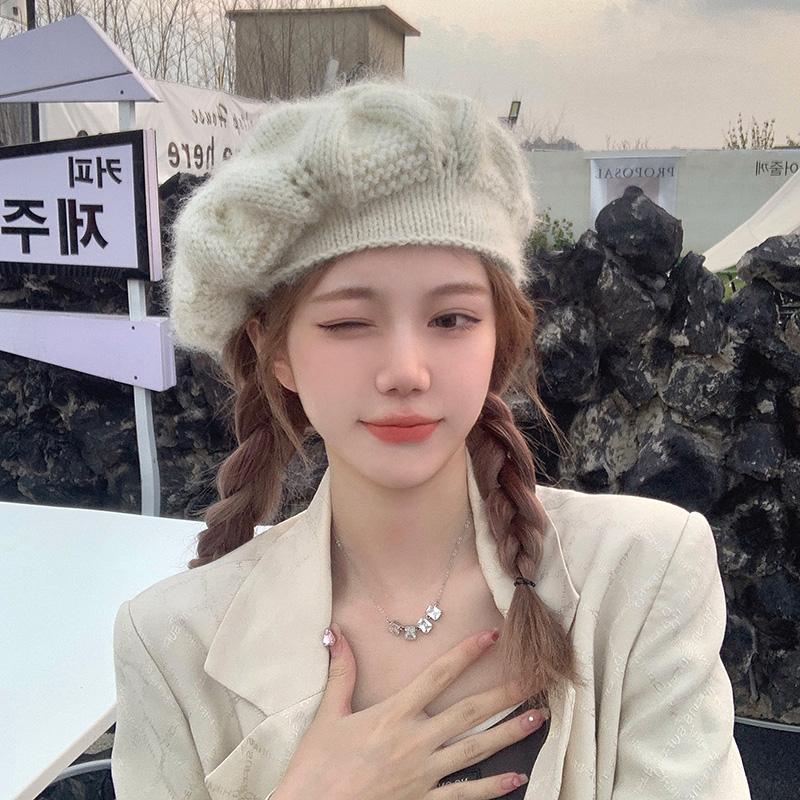 Japanese Retro Berets for Women Autumn and Winter Warm Ins Knitted Cold Hat Big Head Korean Version Fashion Painter Cap Tide
Japanese Retro Berets for Women Autumn and Winter Warm Ins Knitted Cold Hat Big Head Korean Version Fashion Painter Cap Tide
