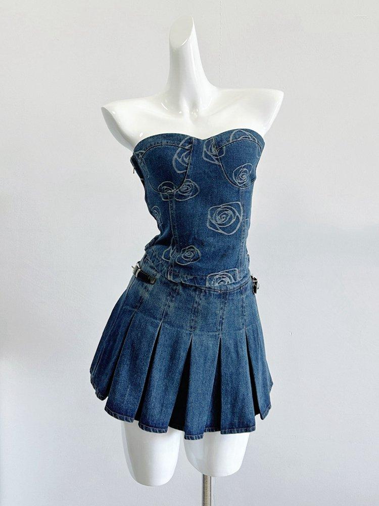 Women' Tracksuits Korean Fashion Denim 2 Piece Sets Women Outfit Sweet Bandage Rose Bra Crop Top Short Summer Cowboy Two Pant, Picture color
Women' Tracksuits Korean Fashion Denim 2 Piece Sets Women Outfit Sweet Bandage Rose Bra Crop Top Short Summer Cowboy Two Pant, Picture color