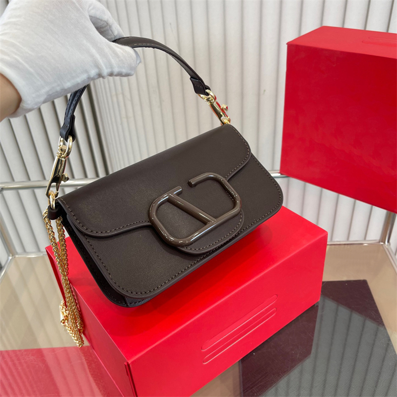 5 Colors Designer Bag Chain Shoulder Bag Womens Tote Bags Hasp Luxury Leather Crossbody Bags 20cm Fashion Handbag Men, 2 no box
5 Colors Designer Bag Chain Shoulder Bag Womens Tote Bags Hasp Luxury Leather Crossbody Bags 20cm Fashion Handbag Men, 2 no box