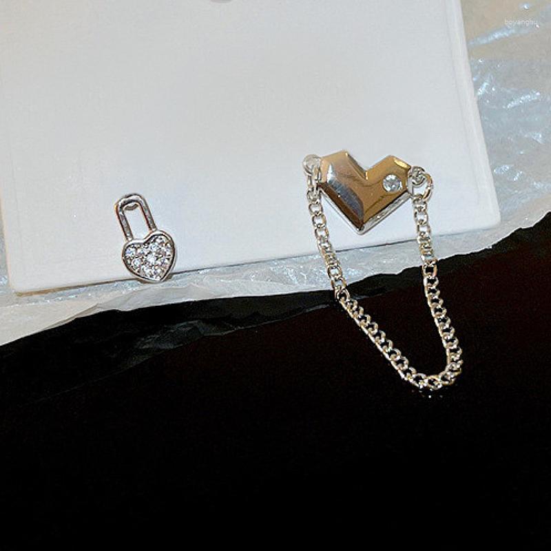 Stud Earrings CAOSHI Stylish Heart Female Romantic Engagement Accessories With Asymmetrical Design Fashion Lady Party Jewelry Gift
Stud Earrings CAOSHI Stylish Heart Female Romantic Engagement Accessories With Asymmetrical Design Fashion Lady Party Jewelry Gift