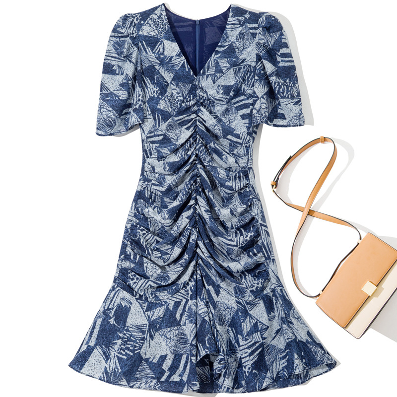 2023 Summer Black / Blue Contrast Color Silk Dress 1/2 Half Sleeve V-Neck Knee-Length Casual Dresses Y3L266757
2023 Summer Black / Blue Contrast Color Silk Dress 1/2 Half Sleeve V-Neck Knee-Length Casual Dresses Y3L266757