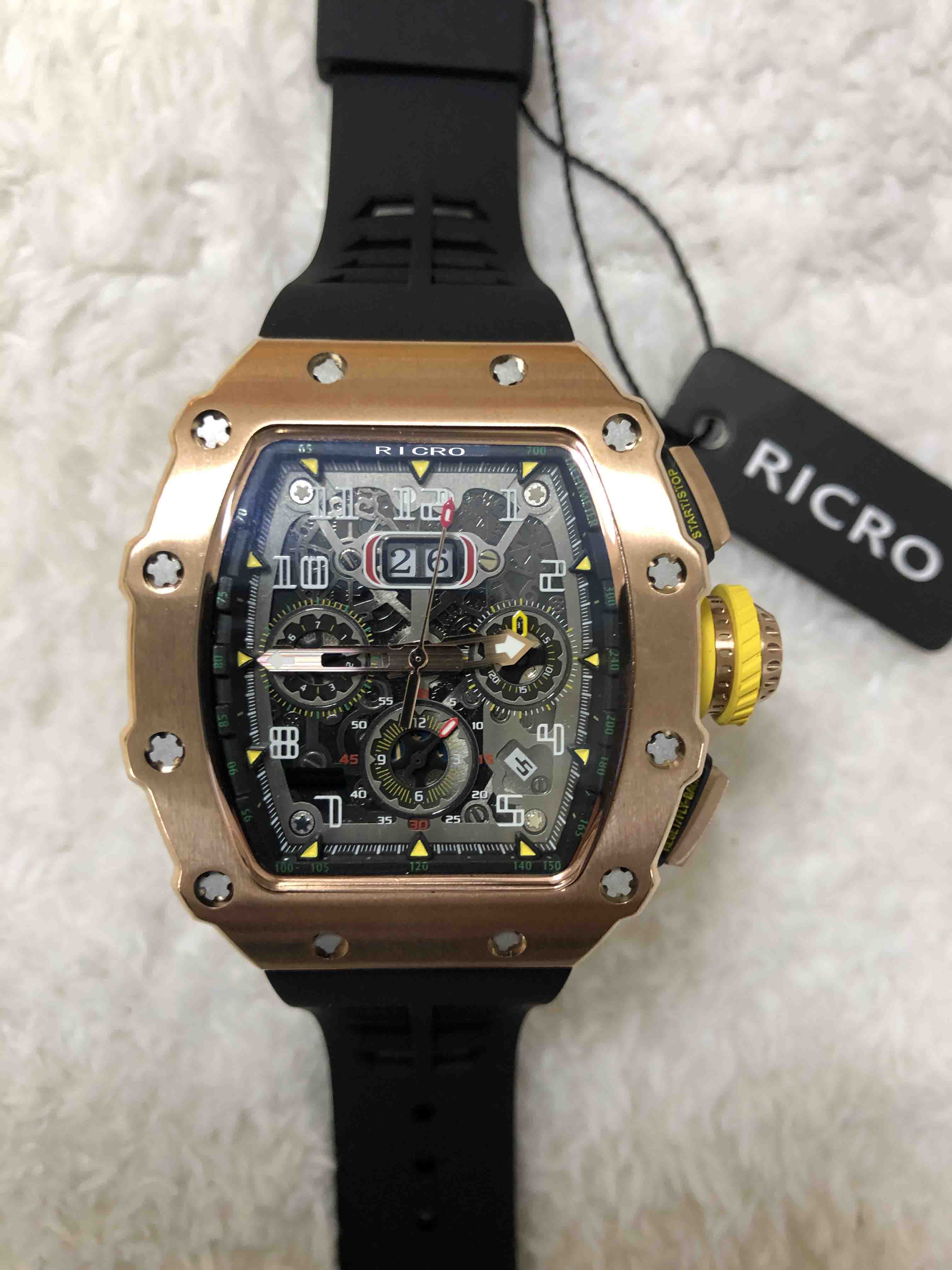 Master watch, stainless steel case, mechanical automatic winding, bow buckle, rubber strap, back transparent movement, RICRO
Master watch, stainless steel case, mechanical automatic winding, bow buckle, rubber strap, back transparent movement, RICRO