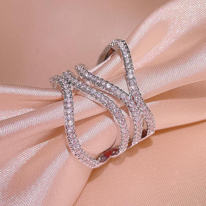 Cluster Rings Exquisite Arrival Irregular Hollow Wide Ring Female Fashion Retro Unique Design Handmade Jewelry Gifts Wedding
Cluster Rings Exquisite Arrival Irregular Hollow Wide Ring Female Fashion Retro Unique Design Handmade Jewelry Gifts Wedding