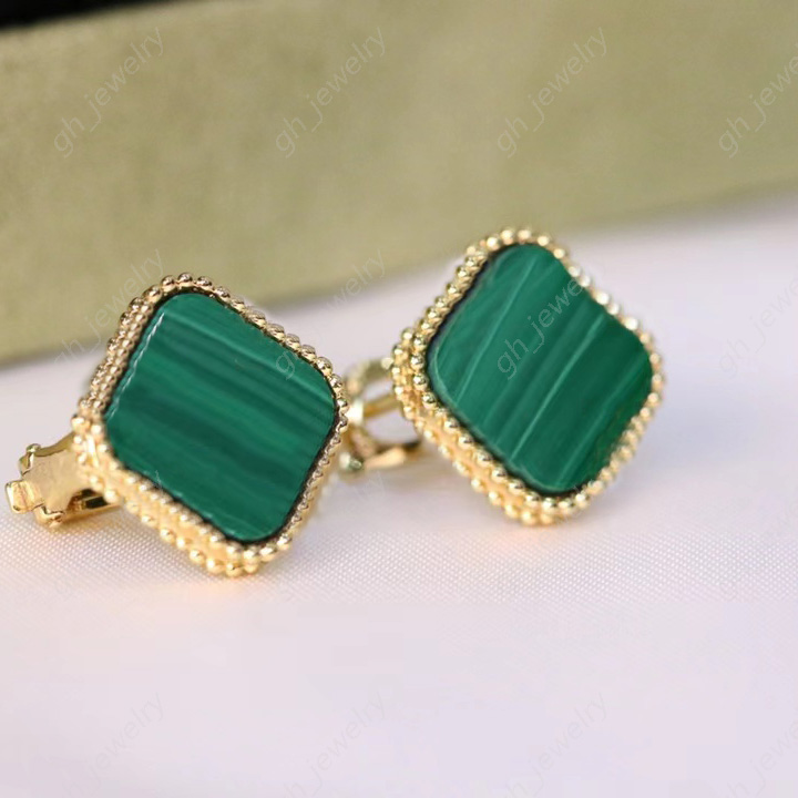 Fashion classic 4/Four Leaf clover Stud earrings 18K gold Mother-of-Pearl Luxury designer earrings for women party wedding gift jewelry
Fashion classic 4/Four Leaf clover Stud earrings 18K gold Mother-of-Pearl Luxury designer earrings for women party wedding gift jewelry