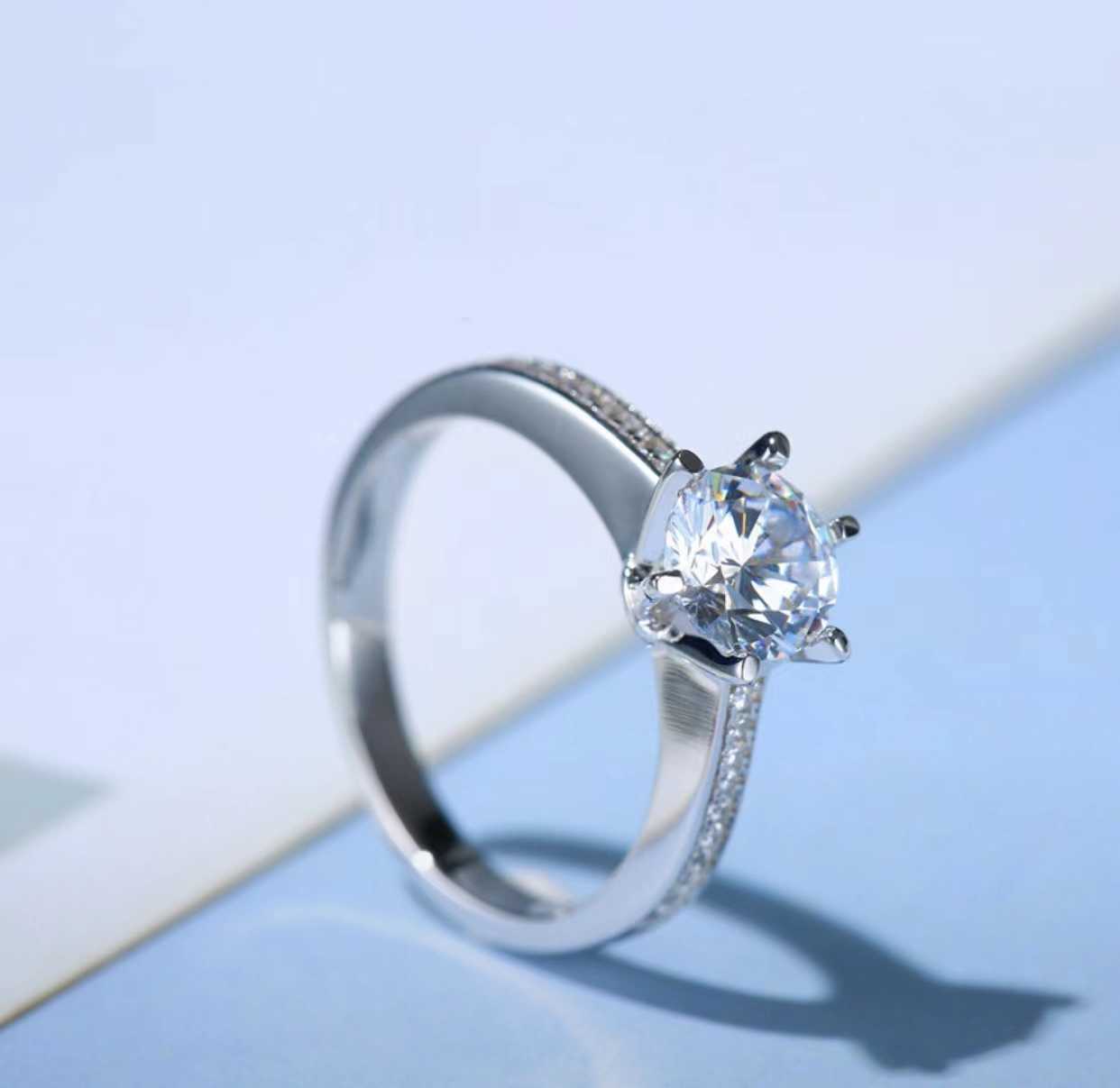 Internet celebrity 109 Carti Queen Ring 1ct South African Diamond One Certificate Waist Size
Internet celebrity 109 Carti Queen Ring 1ct South African Diamond One Certificate Waist Size