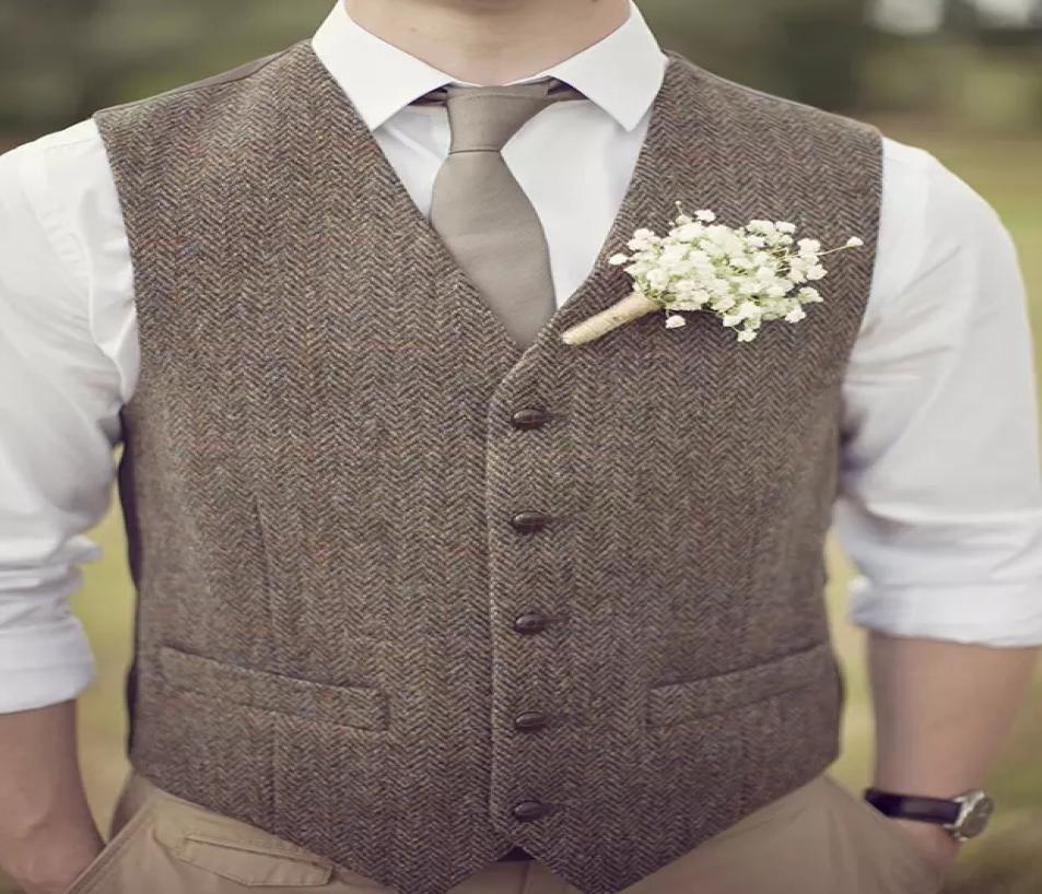 2019 Brand Brown Wool Herringbone Tweed Vests Custom Made Mens Suit Vest Slim Groom Vests Vintage Wedding Vest Plus Size British W9660478
2019 Brand Brown Wool Herringbone Tweed Vests Custom Made Mens Suit Vest Slim Groom Vests Vintage Wedding Vest Plus Size British W9660478