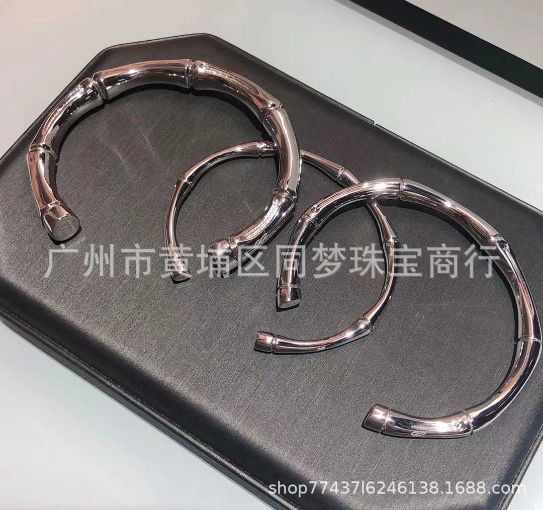 Double Sterling Silver Bamboo Joint Solid Open Mouth Couple Bracelet Precision High Edition
Double Sterling Silver Bamboo Joint Solid Open Mouth Couple Bracelet Precision High Edition