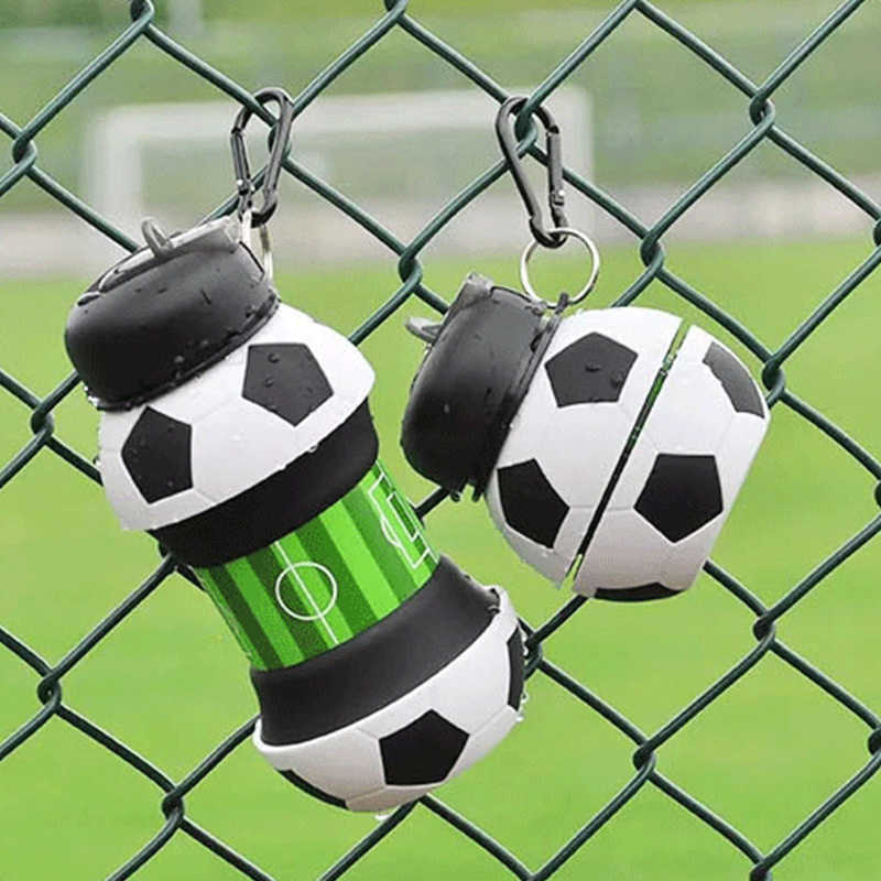 550ml Foldable Kids Bottles Portable Sports Bottle Football Soccer Ball Shaped Water Bottl Silicone Cup L230620 Z260202