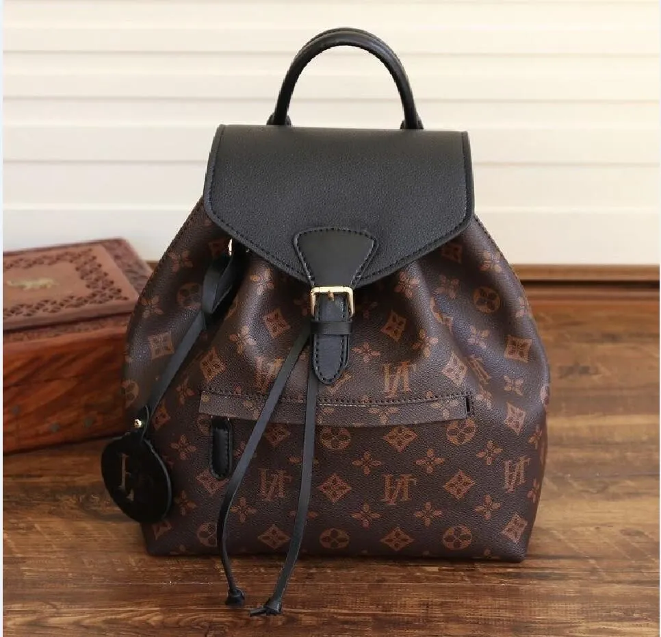 Luxurys Shoulder Bags Newest Backpack MONTSOURIS Vintage Embossing Leather Backpacks Women Designer bags louiseitys Crossbody viutonitys bag, Customize
Luxurys Shoulder Bags Newest Backpack MONTSOURIS Vintage Embossing Leather Backpacks Women Designer bags louiseitys Crossbody viutonitys bag, Customize