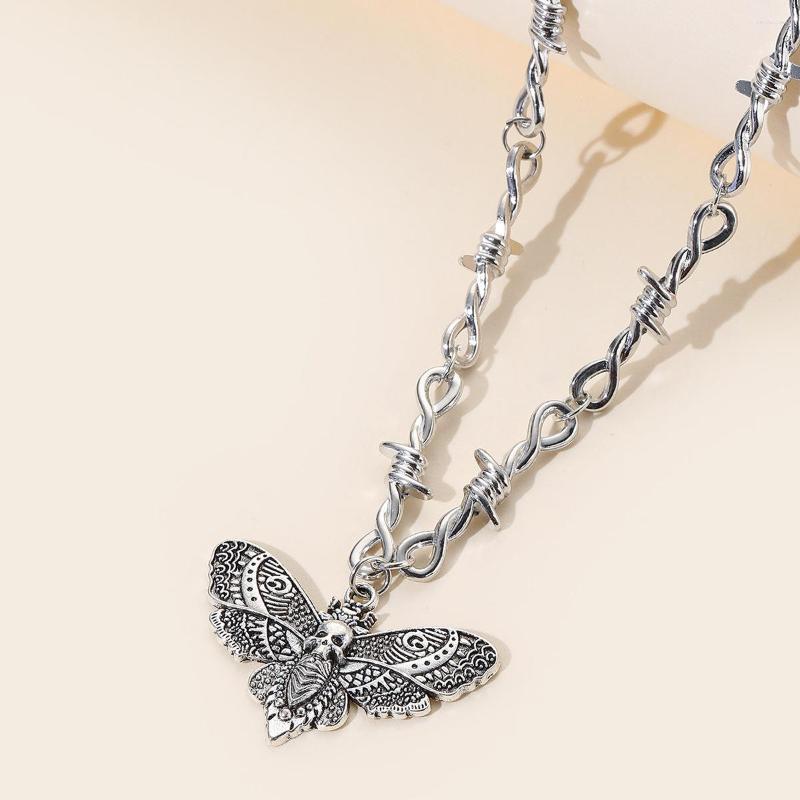 Pendant Necklaces Gothic Skeleton Moth Wire Mesh Small Barb Necklace Halloween Wedding Banquet Festival Gift For Men Women Daily Jewelry
Pendant Necklaces Gothic Skeleton Moth Wire Mesh Small Barb Necklace Halloween Wedding Banquet Festival Gift For Men Women Daily Jewelry