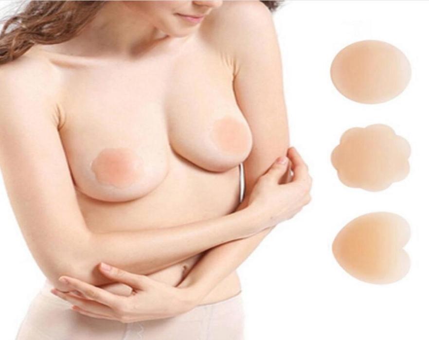 Reusable Round Shape Silicone Breast Petal Pasties Adhesive Nipple Cover Pads Sexy Invisible Bra Patch Shaper Sticker Tape 3848308
Reusable Round Shape Silicone Breast Petal Pasties Adhesive Nipple Cover Pads Sexy Invisible Bra Patch Shaper Sticker Tape 3848308
