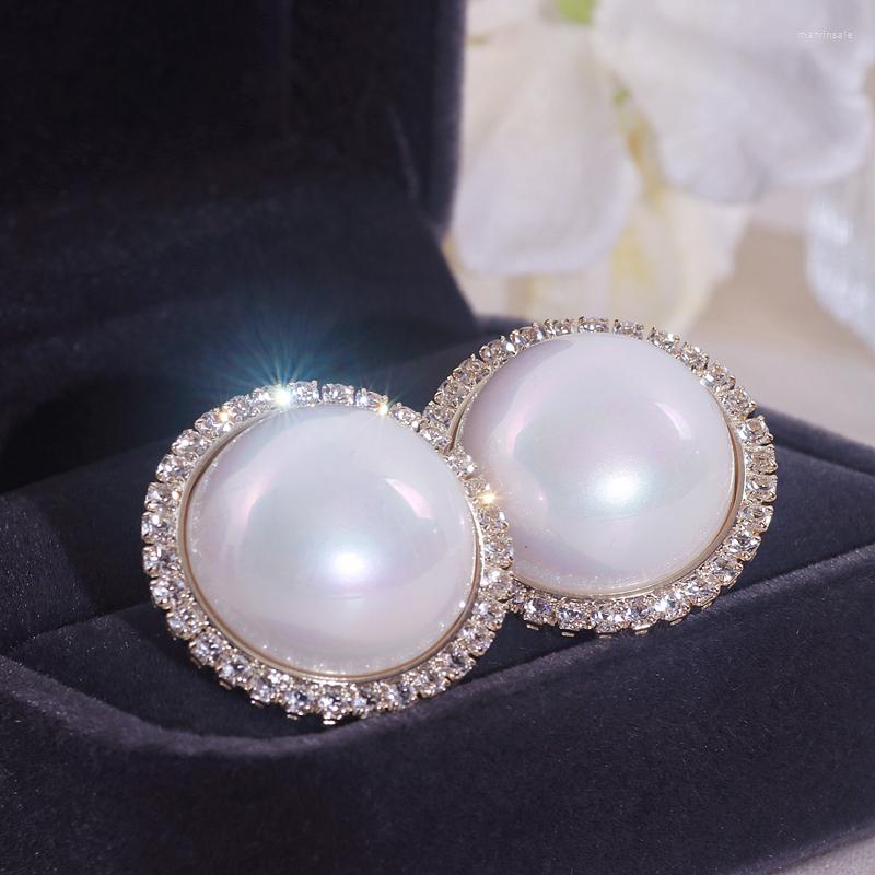 Stud Earrings Fashion Big Imitation Pearl For Women Luxury Shiny Crystal Earring Romantic Female Wedding Jewelry Accessories
Stud Earrings Fashion Big Imitation Pearl For Women Luxury Shiny Crystal Earring Romantic Female Wedding Jewelry Accessories