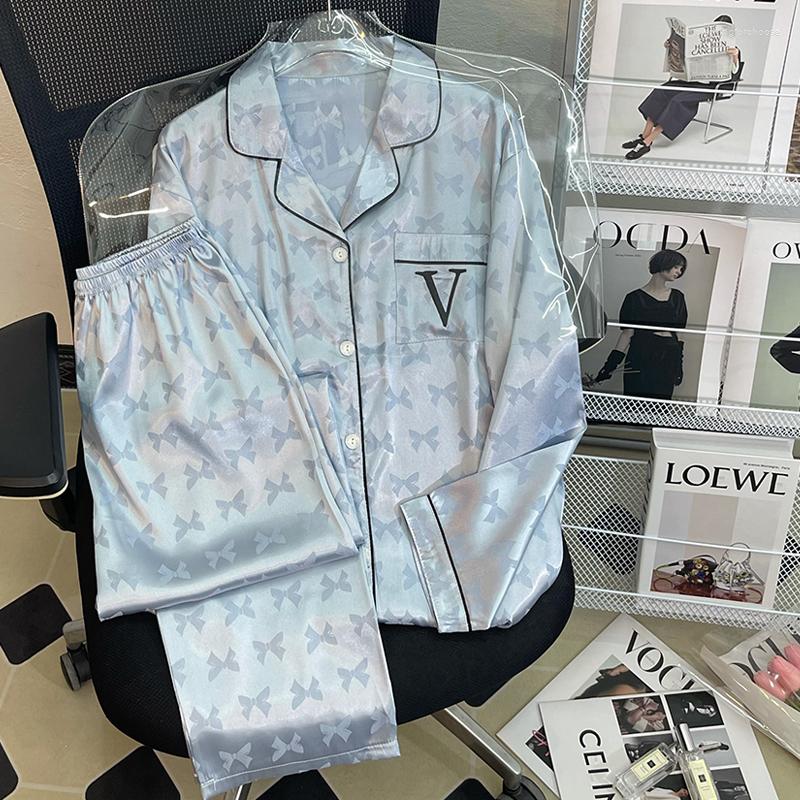 Women's Sleepwear Summer Silk Pyjamas Women Satin Pajamas Autumn Long Sleeves Loungewear Thin Casual Home Clothes Nghtsuit Set, Blue
Women's Sleepwear Summer Silk Pyjamas Women Satin Pajamas Autumn Long Sleeves Loungewear Thin Casual Home Clothes Nghtsuit Set, Blue