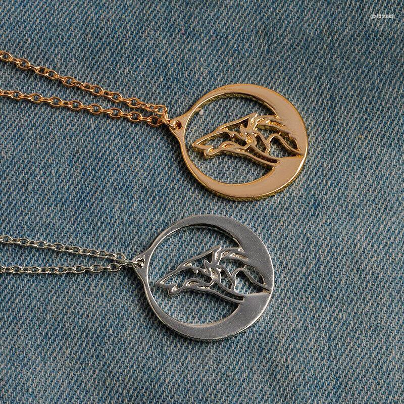 Pendant Necklaces 1pcs Howling Wolf Necklace Howls Moon Night Pendants Gift Chain For Women Man Unisex
Pendant Necklaces 1pcs Howling Wolf Necklace Howls Moon Night Pendants Gift Chain For Women Man Unisex