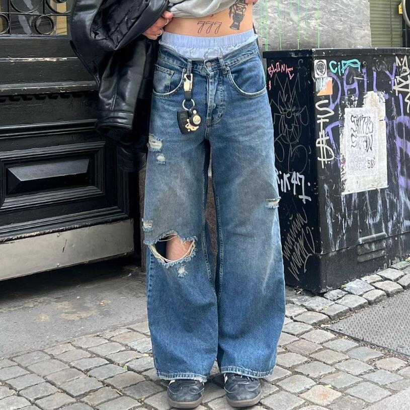 Fashion Hip-hop Blue Jeans Gothic Oversized Wide Leg Jeans Style Baggy Pants Punk High Street Ripped Jeans for Women
Fashion Hip-hop Blue Jeans Gothic Oversized Wide Leg Jeans Style Baggy Pants Punk High Street Ripped Jeans for Women