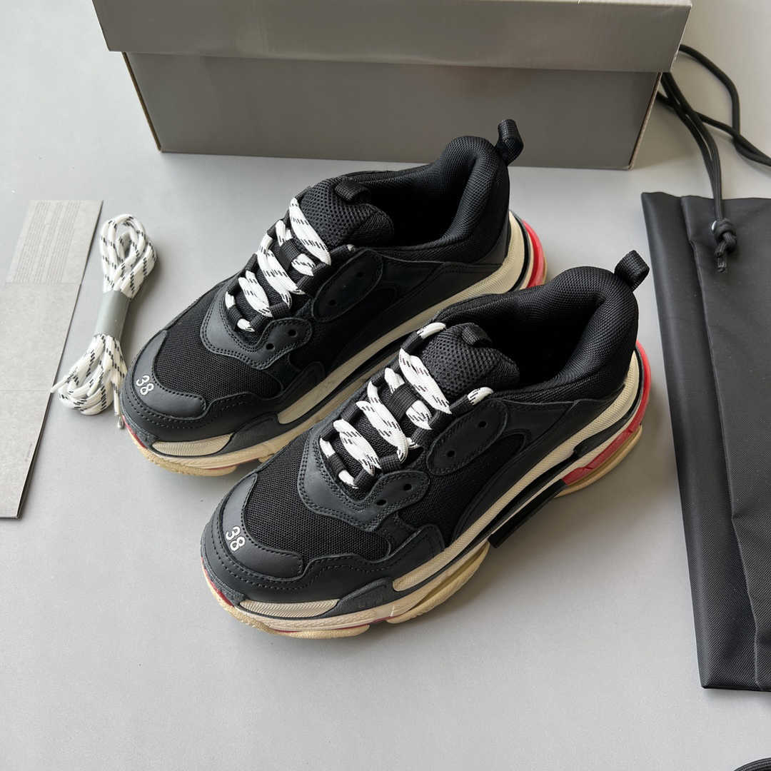 S Triple Sneakers Designer Triple Fashion Casual Shoes Crystal Sole Paris Mens Women Vintage Dad Sneaker Platform Sports Outdoor Trainers 96NW, Color 38
S Triple Sneakers Designer Triple Fashion Casual Shoes Crystal Sole Paris Mens Women Vintage Dad Sneaker Platform Sports Outdoor Trainers 96NW, Color 38